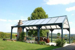 Pergola bioclimatique dans le 95
